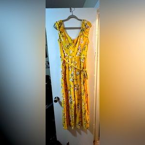 Yellow jumper